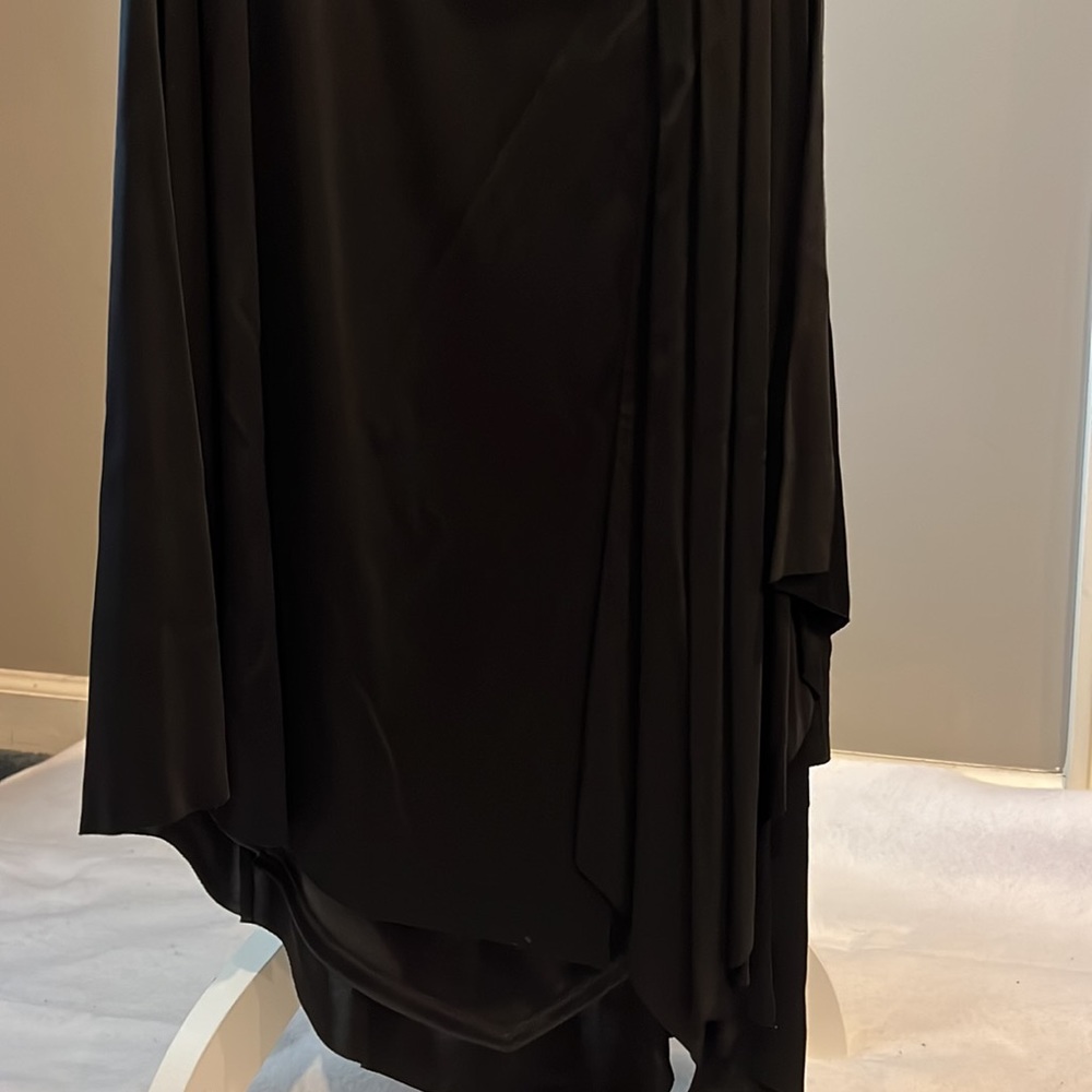 WHBM simple black strapless dress Size 0 - Picture 2 of 3